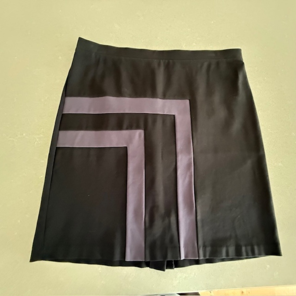Women's Large Nic + Zoe Black & Purple A-Line Geometric Pattern Skirt-EUC